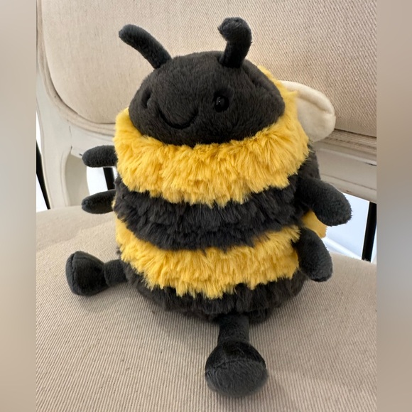 NWT Jellycat Albee bee 🐝 Viral, Rare. Authentic. - Picture 8 of 11